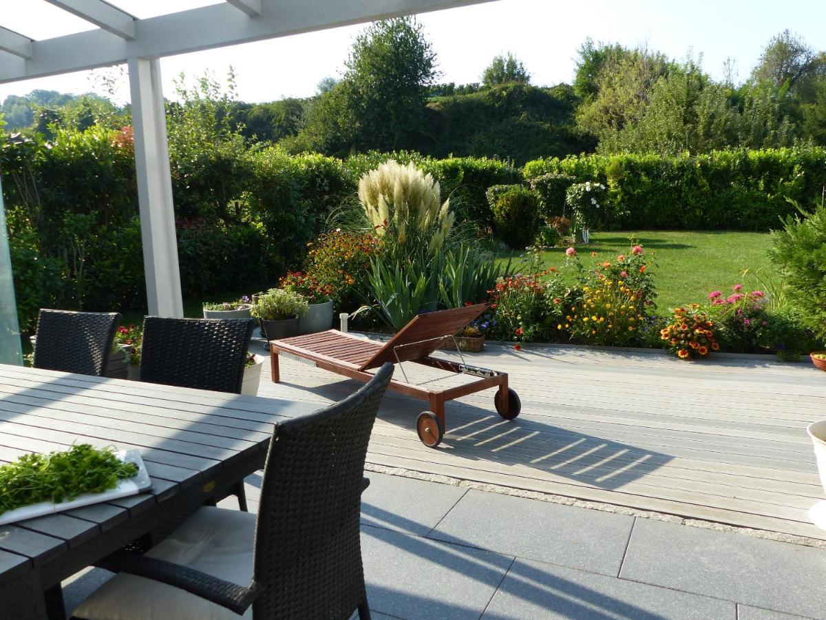 Apartment Und Privatzimmern In Freiburg Екстериор снимка