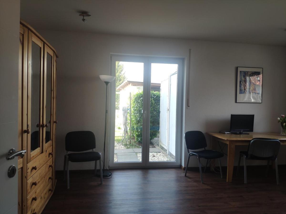 Apartment Und Privatzimmern In Freiburg Екстериор снимка