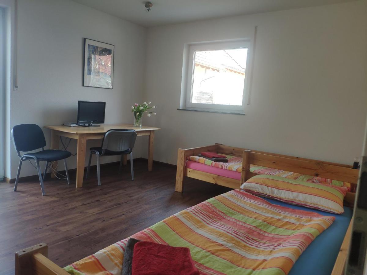 Apartment Und Privatzimmern In Freiburg Екстериор снимка