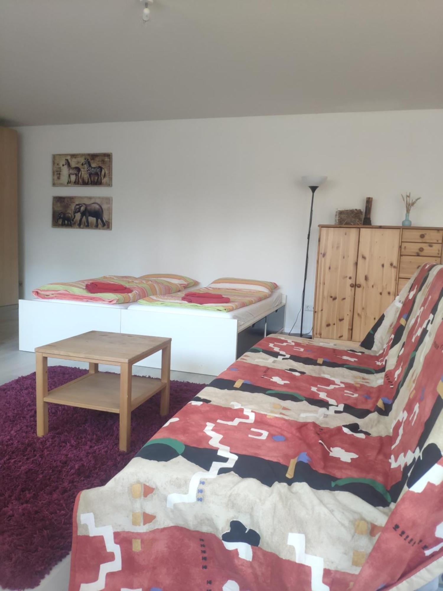 Apartment Und Privatzimmern In Freiburg Стая снимка