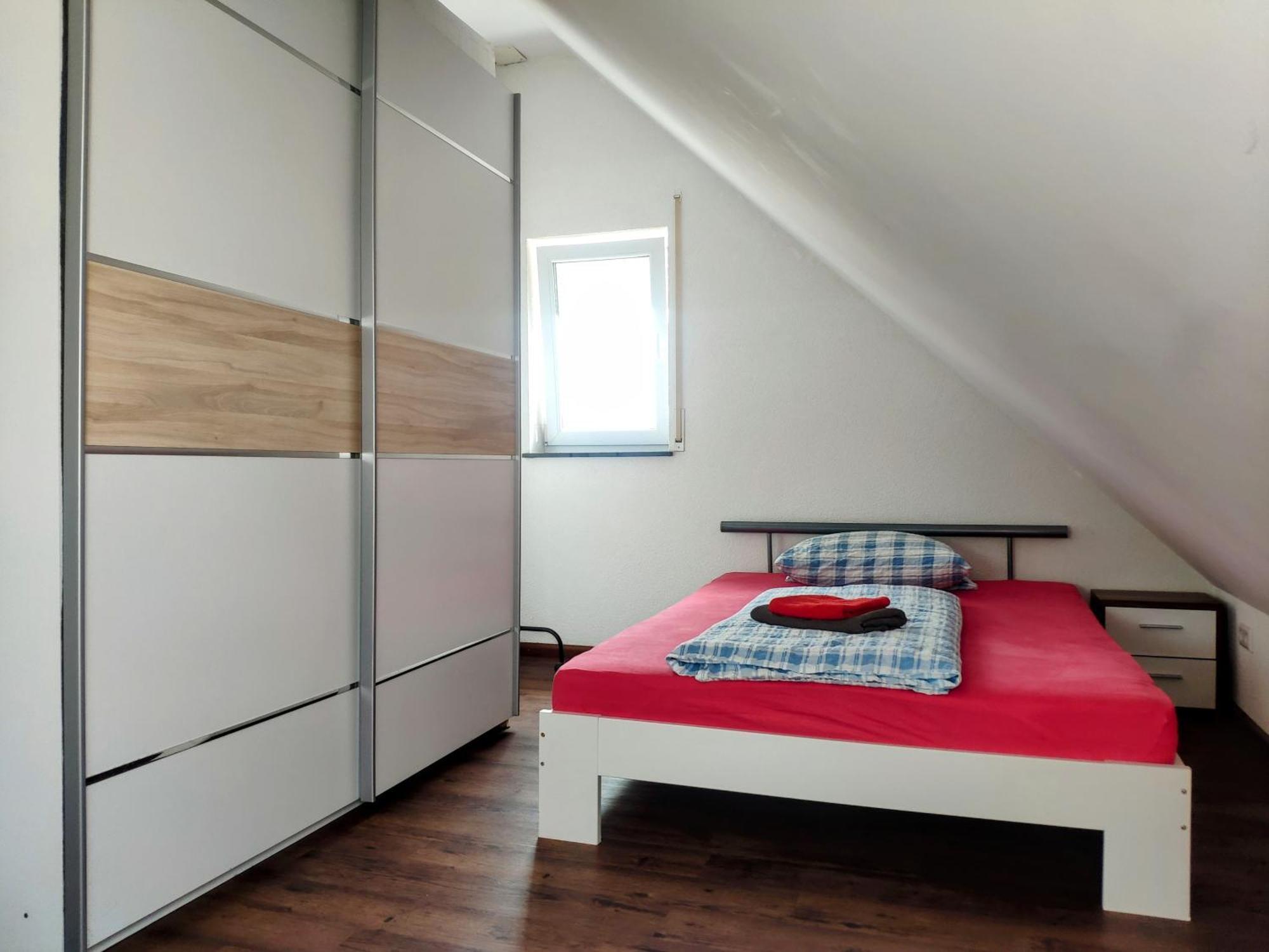 Apartment Und Privatzimmern In Freiburg Стая снимка