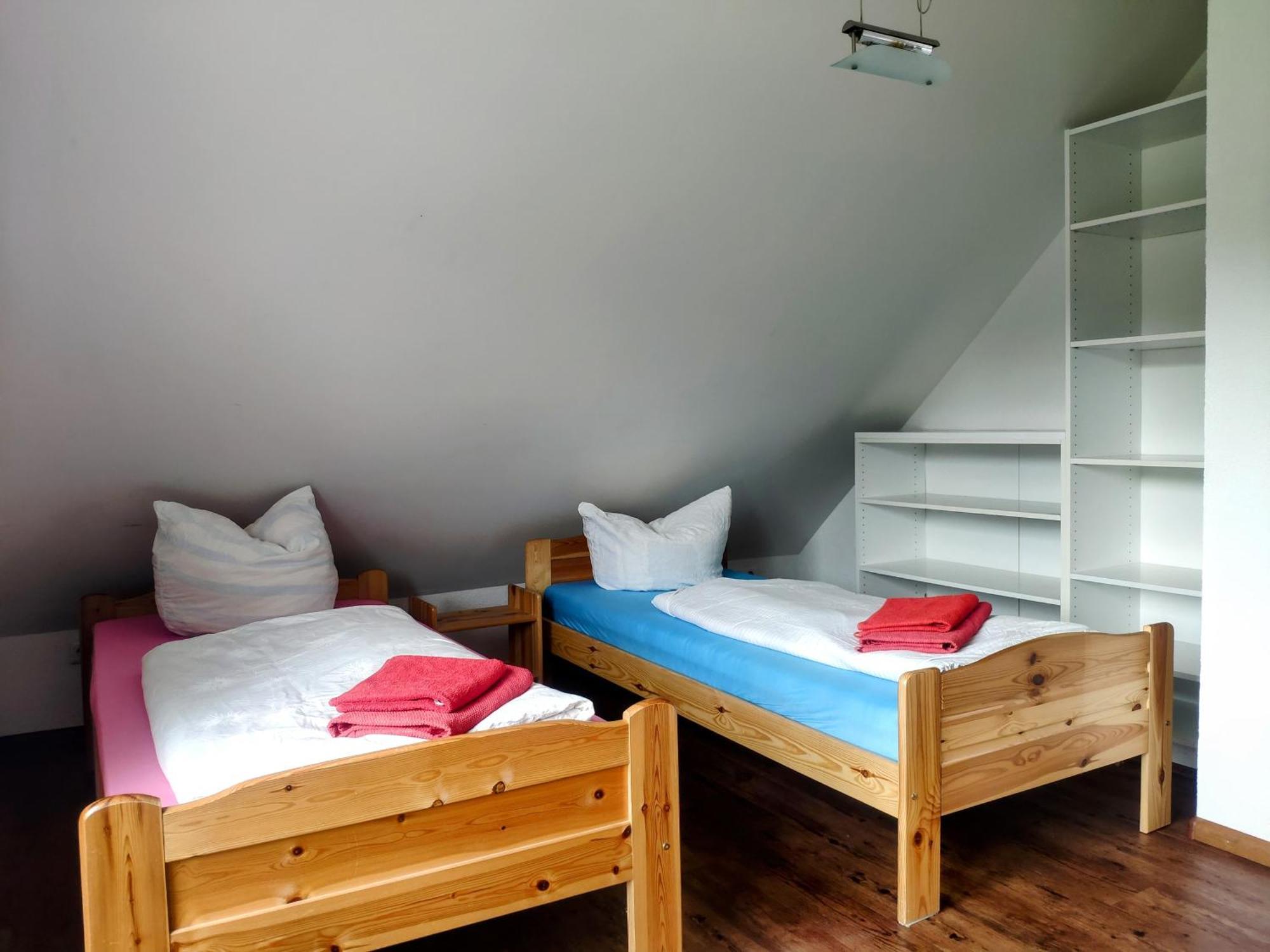 Apartment Und Privatzimmern In Freiburg Стая снимка