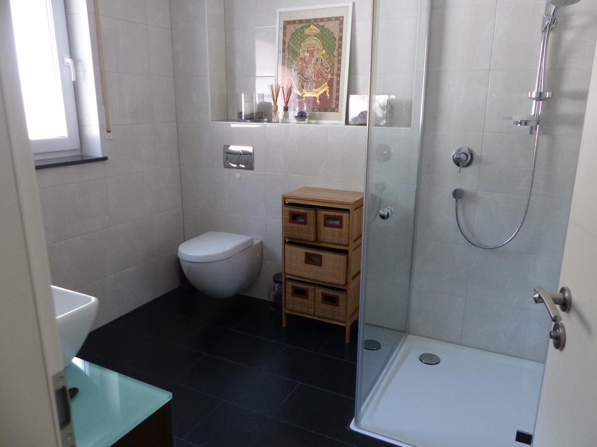Apartment Und Privatzimmern In Freiburg Екстериор снимка